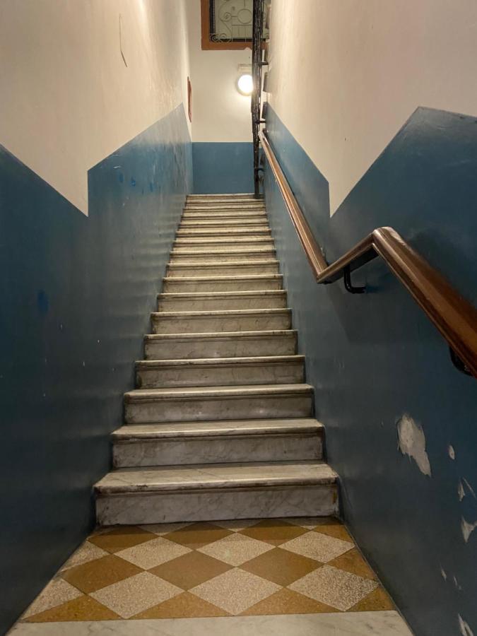 The Singer'S House Apartment Bari Luaran gambar
